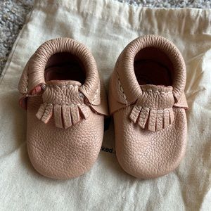 Light pink/blush Freshly Picked size 0 moccasins